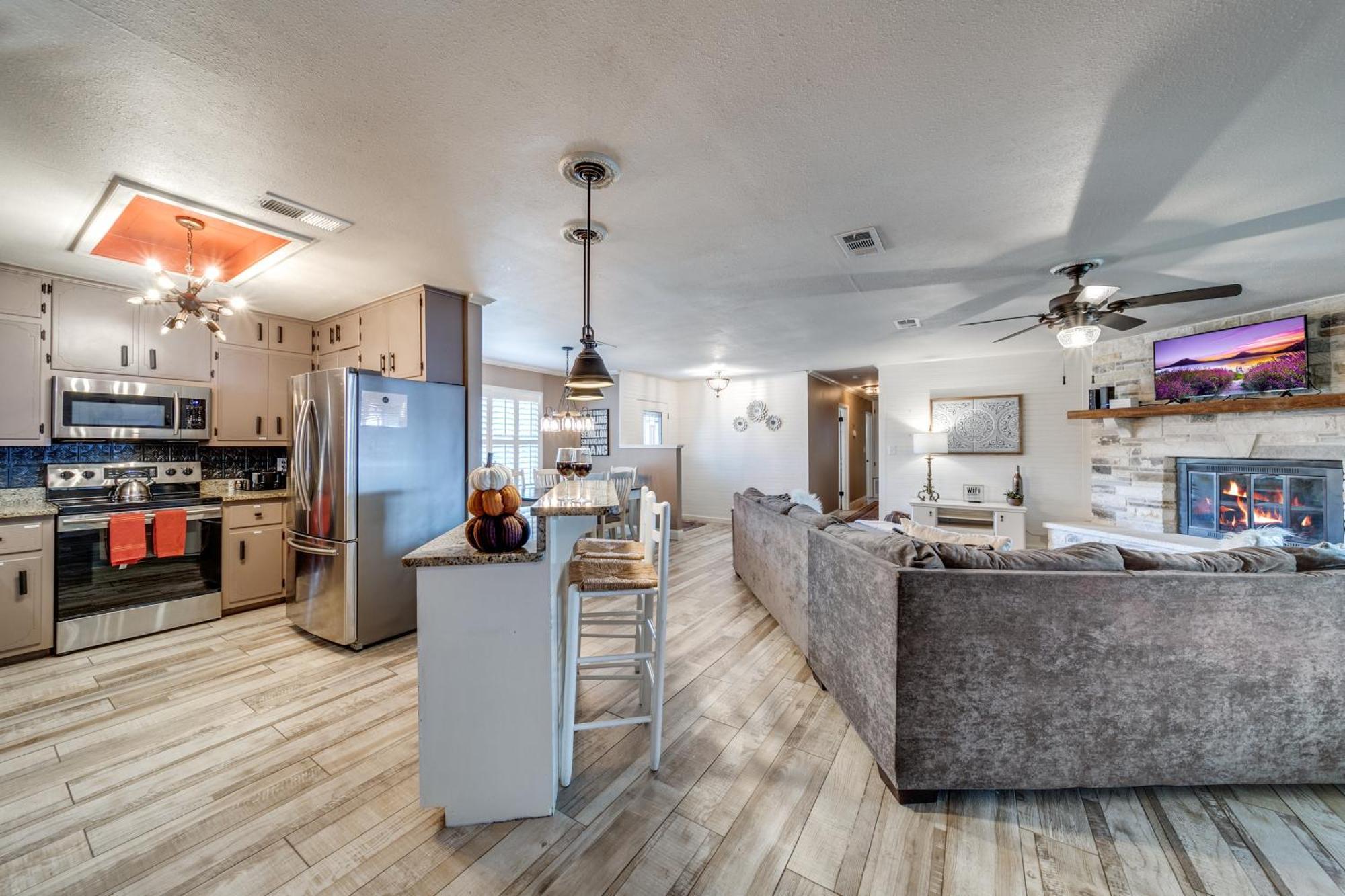 Charming Pet Friendly 4 Bdrm Home Mins To Main St And Wineries Фредеріксбург Екстер'єр фото