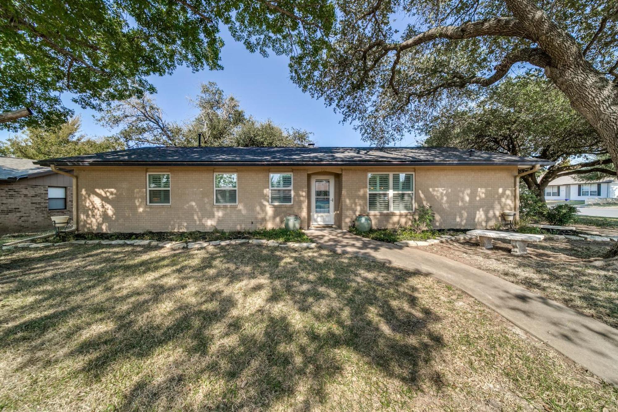 Charming Pet Friendly 4 Bdrm Home Mins To Main St And Wineries Фредеріксбург Екстер'єр фото