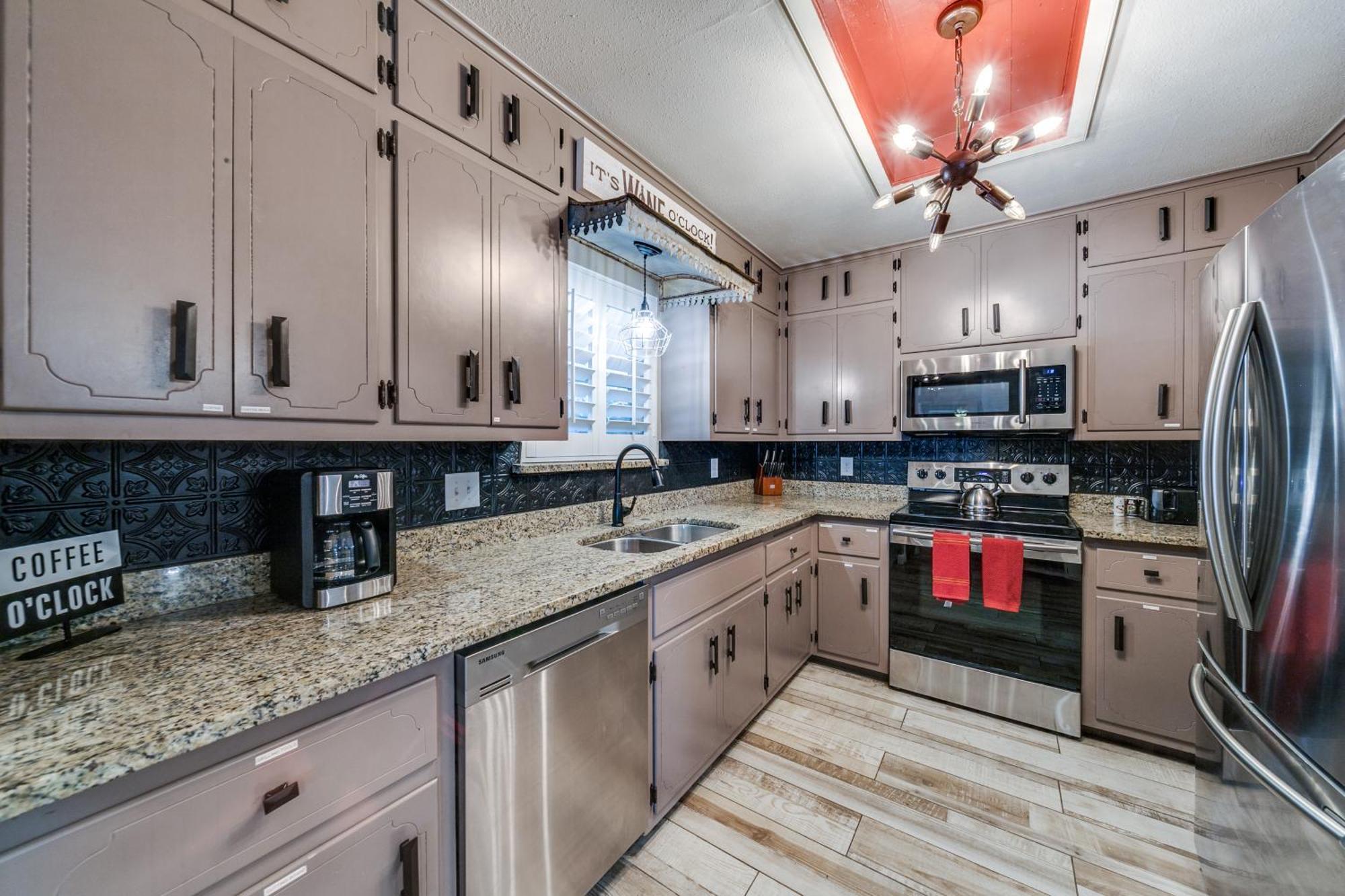 Charming Pet Friendly 4 Bdrm Home Mins To Main St And Wineries Фредеріксбург Екстер'єр фото